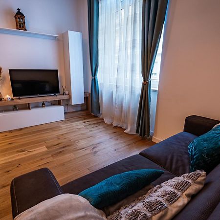 Glam Turin Apartment Buitenkant foto